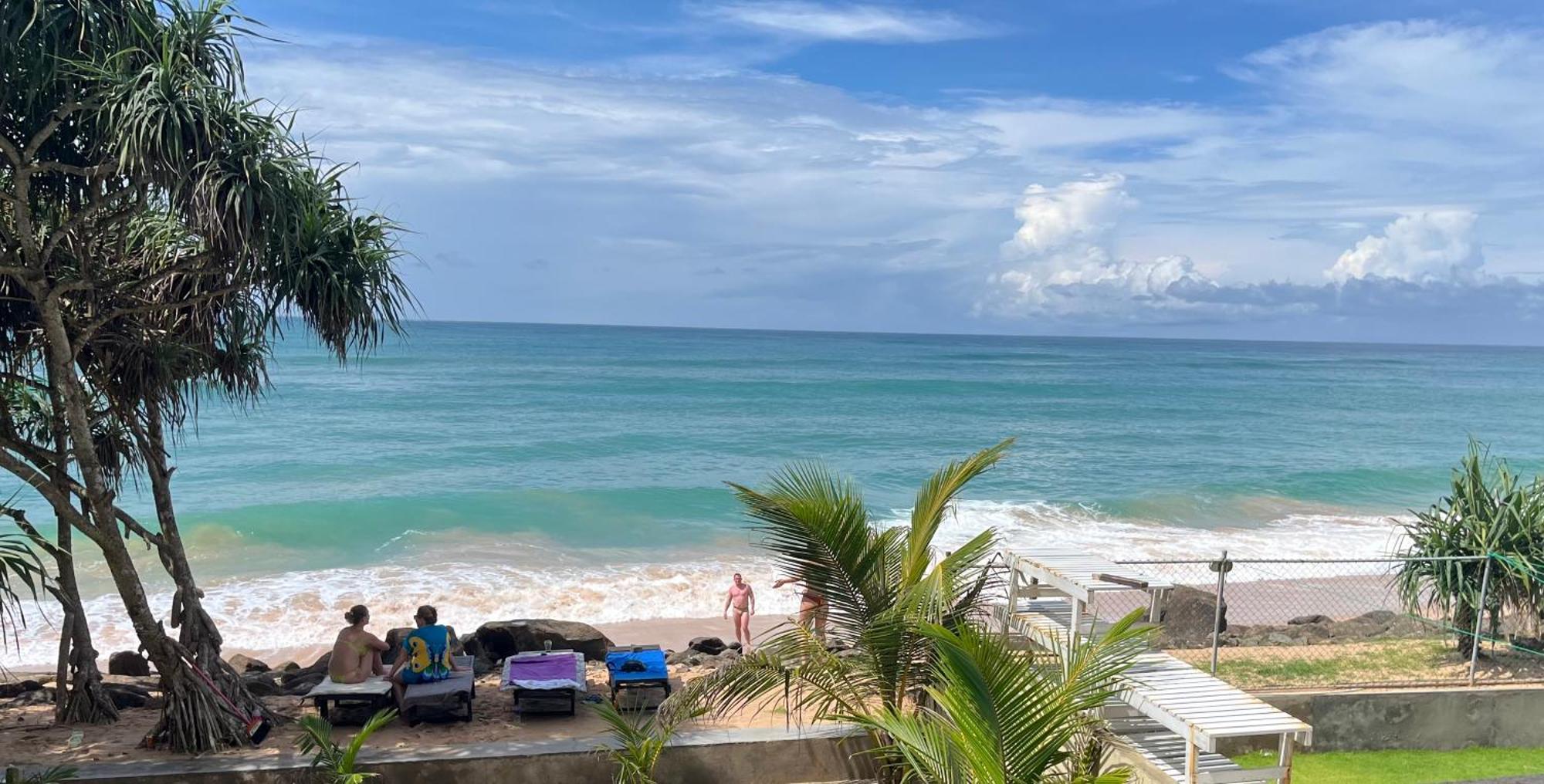 Blue Wave Beach Villa By Aaryan Group Ambalangoda  Eksteriør billede